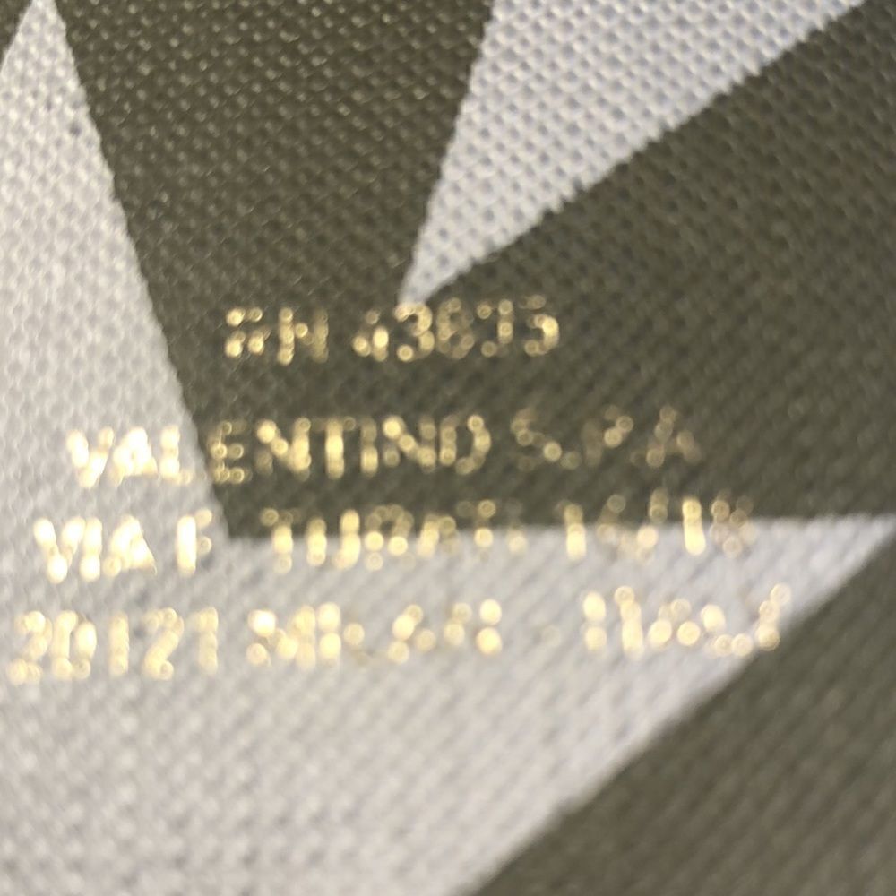 Valentino camo Shoe Box  length 13 5/8” X w 7 5/8  X h 5”, Excellent Condition - Picture 12 of 12
